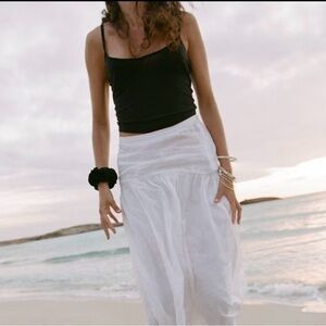 White Skirt for Casual Resort Wear excellent condition